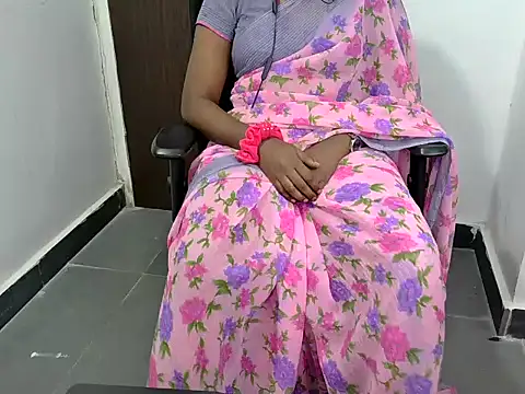 Snapshot of shila20 chatting on 19, 1, 2025 shila20 online show from 19, 1, 2025