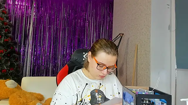 Seductive She Wolf online show from 31, 1, 2025