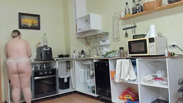 Seductive She Wolf online show from 16, 3, 2025