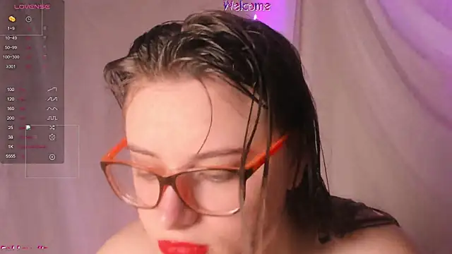 Snapshot of Seductive_She_Wolf chatting on 30, 6, 2026 Seductive She Wolf online show from 30, 6, 2026