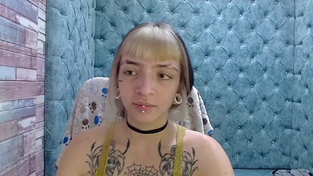 Samantha Smiith online show from 24, 10, 2025