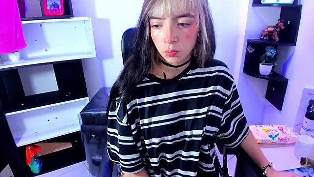 Snapshot of Samantha_Smiith chatting on 15, 6, 2026 Samantha Smiith online show from 15, 6, 2026