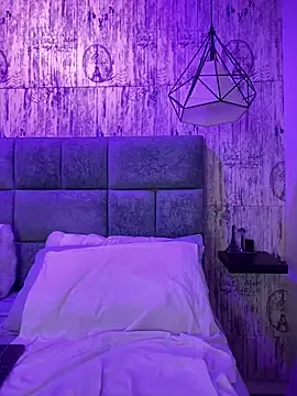 Snapshot of AbyThompson chatting on 4, 2, 2025 AbyThompson online show from 4, 2, 2025