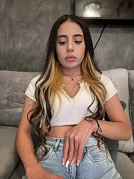 Snapshot of AbyThompson chatting on 11, 2, 2025 AbyThompson online show from 11, 2, 2025