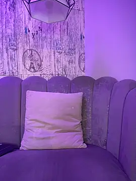 Snapshot of AbyThompson chatting on 25, 9, 2025 AbyThompson online show from 25, 9, 2025