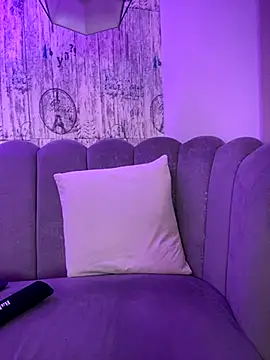 Snapshot of AbyThompson chatting on 3, 10, 2025 AbyThompson online show from 3, 10, 2025