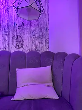 Snapshot of AbyThompson chatting on 24, 10, 2025 AbyThompson online show from 24, 10, 2025