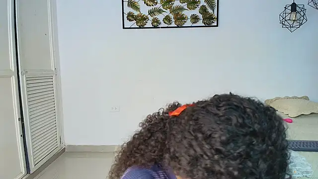 Snapshot of ashley_lemus chatting on 10, 1, 2025 ashley lemus online show from 10, 1, 2025