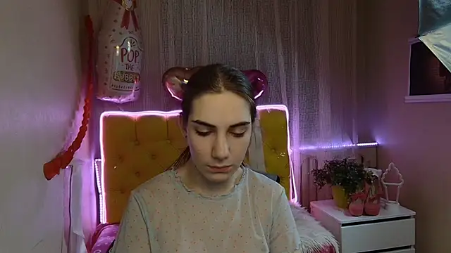 NikaStark  online show from 5, 3, 2025