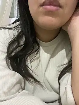 Snapshot of yassminsexy22 chatting on 11, 1, 2025 yassminsexy22 online show from 11, 1, 2025