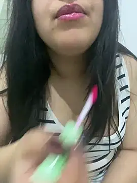 Snapshot of yassminsexy22 chatting on 29, 1, 2025 yassminsexy22 online show from 29, 1, 2025