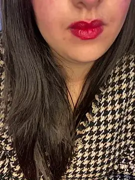 Snapshot of yassminsexy22 chatting on 6, 2, 2025 yassminsexy22 online show from 6, 2, 2025