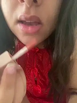 Snapshot of yassminsexy22 chatting on 27, 9, 2025 yassminsexy22 online show from 27, 9, 2025