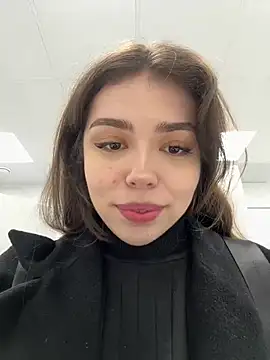 pantyless online show from 5, 4, 2026