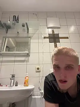 Michaela1222 online show from 15, 4, 2026