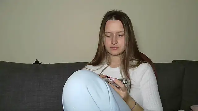Snapshot of Submissive_love chatting on 15, 2, 2025 Submissive love online show from 15, 2, 2025