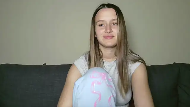 Snapshot of Submissive_love chatting on 26, 2, 2025 Submissive love online show from 26, 2, 2025