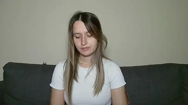 Snapshot of Submissive_love chatting on 1, 3, 2025 Submissive love online show from 1, 3, 2025