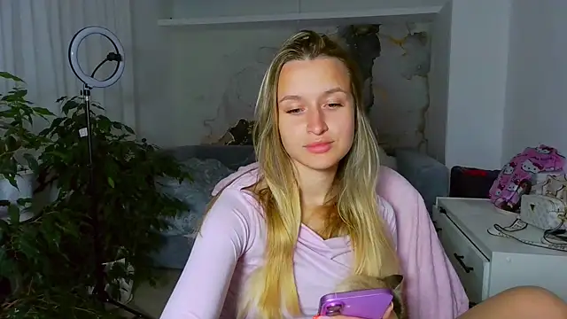 Submissive love online show from 15, 6, 2026