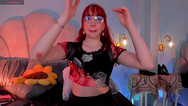 sweeet peach online show from 7, 10, 2025