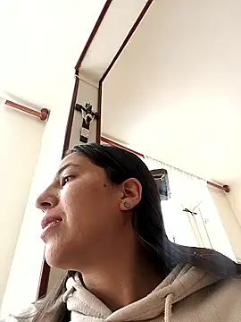 Bonny Klote online show from 14, 2, 2026