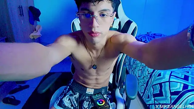 Angelligth online show from 1, 4, 2026