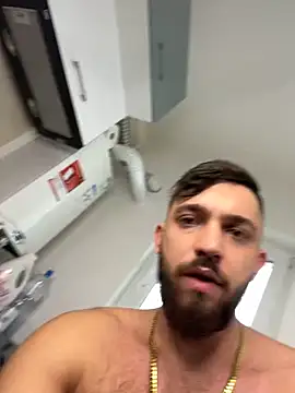 LoveIsBlind  online show from 9, 12, 2024