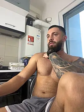 LoveIsBlind  online show from 8, 10, 2025