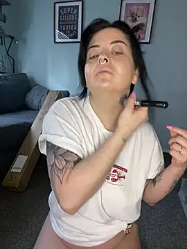 Snapshot of NaomiSquirts chatting on 23, 2, 2025 NaomiSquirts online show from 23, 2, 2025