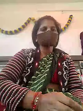 Snapshot of Hot_priya2 chatting on 12, 12, 2024 Hot priya2 online show from 12, 12, 2024