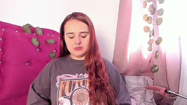 evy orange1 online show from 13, 12, 2024