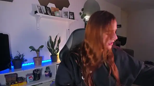 evy orange1 online show from 3, 2, 2026