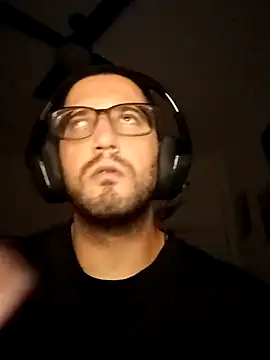 maxiporonga1 online show from 11, 4, 2026