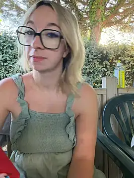 Snapshot of Giuliana_baby chatting on 9, 7, 2026 Giuliana baby online show from 9, 7, 2026