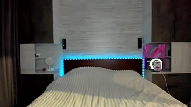 Chris Brunnet online show from 11, 11, 2025