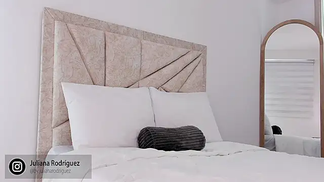 Julifoxx online show from 20, 10, 2025