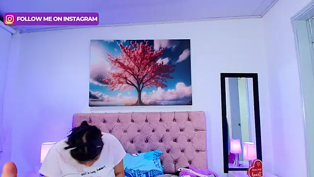 Emma monserrat online show from 22, 11, 2025