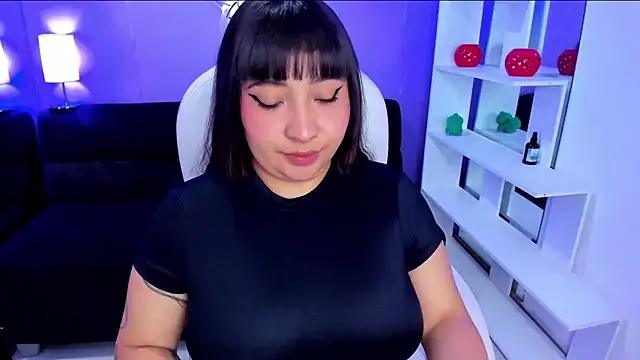 Snapshot of Emma_monserrat chatting on 21, 5, 2026 Emma monserrat online show from 21, 5, 2026