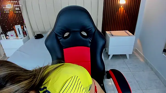 CAMILAGRAY online show from 4, 7, 2026