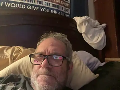 Snapshot of llovetoshowoff chatting on 25, 6, 2026 llovetoshowoff online show from 25, 6, 2026