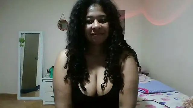 Snapshot of Ivon-09 chatting on 14, 5, 2026 Ivon-09 online show from 14, 5, 2026