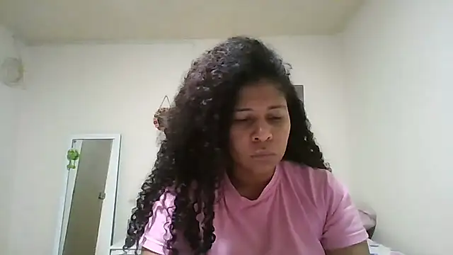 Snapshot of Ivon-09 chatting on 15, 5, 2026 Ivon-09 online show from 15, 5, 2026