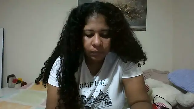 Snapshot of Ivon-09 chatting on 2, 6, 2026 Ivon-09 online show from 2, 6, 2026