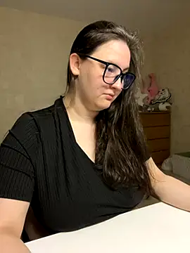 hungry1bunny online show from 12, 9, 2025