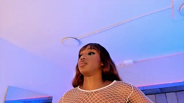 ChaynnaCooper online show from 27, 2, 2025