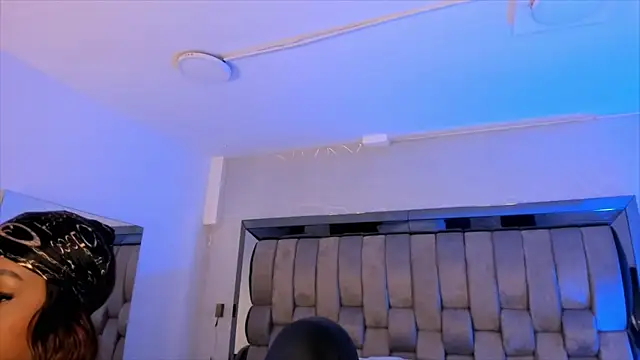 ChaynnaCooper online show from 20, 3, 2025