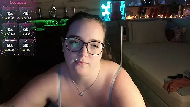 Snapshot of Kimberly-Caprice chatting on 11, 3, 2026 Kimberly-Caprice online show from 11, 3, 2026