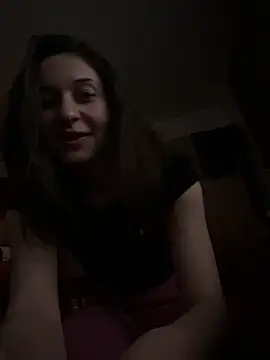 Snapshot of vienncica chatting on 4, 1, 2025 vienncica online show from 4, 1, 2025