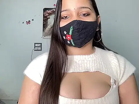 Varnika aarora online show from 3, 12, 2025