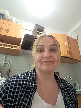 Snapshot of Malichkaanna30 chatting on 9, 6, 2026 Malichkaanna30 online show from 9, 6, 2026